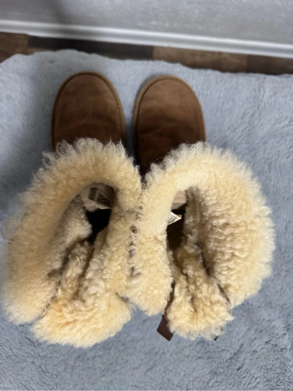 UGG classic kids